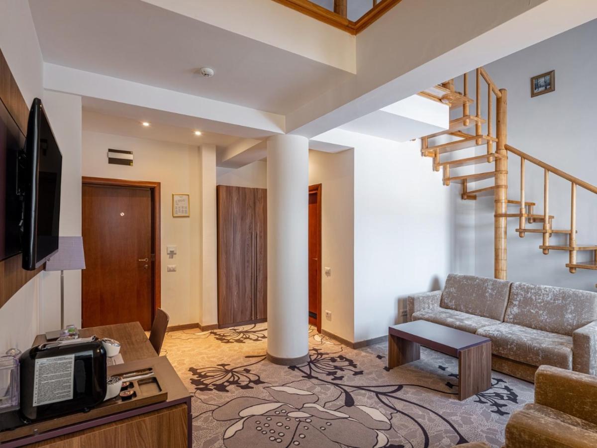 Hotel Miruna - New Belvedere Пояна-Брашов Экстерьер фото